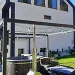 Dom Minimal House *