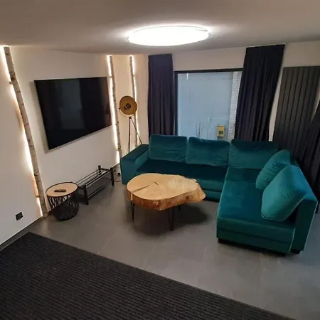 Dom Minimal House בית נופש